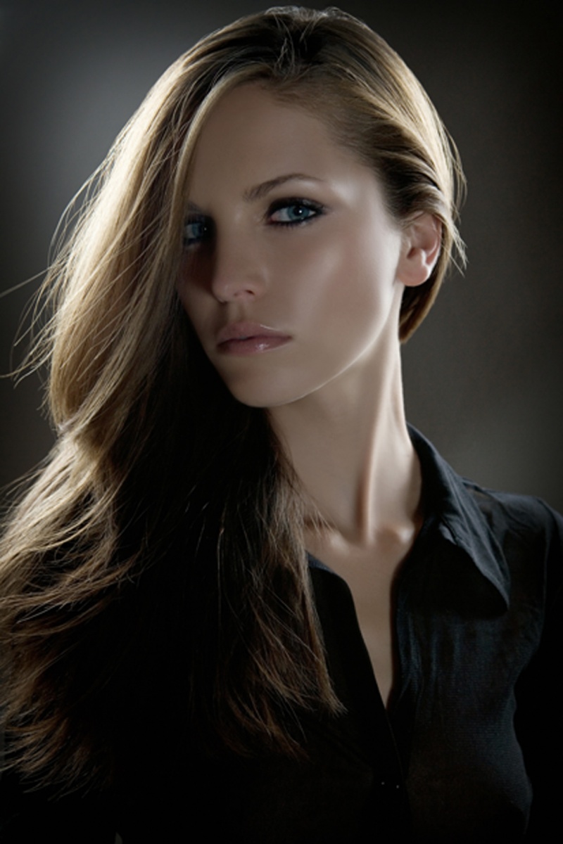 Female model photo shoot of martina s