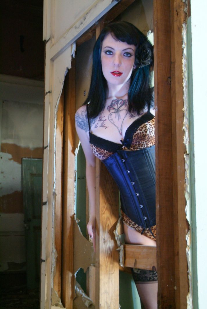 Female model photo shoot of Kelly Eileen in House of Nightmares
