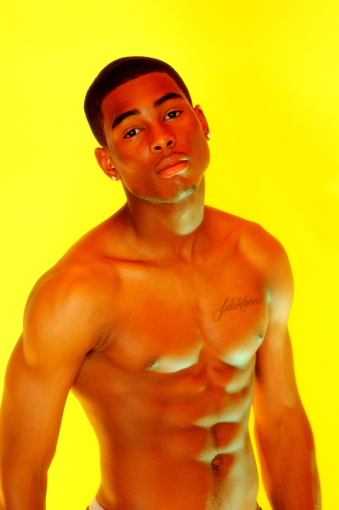Male model photo shoot of Derrick Jackson