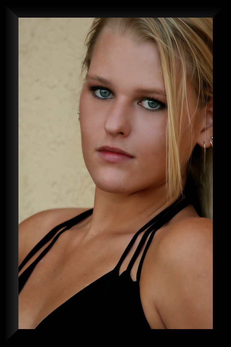 Female model photo shoot of Samantha Jean by Mike Eaddy