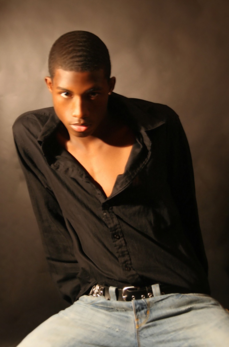 Male model photo shoot of Joshua JaiBz by mikephotodesign