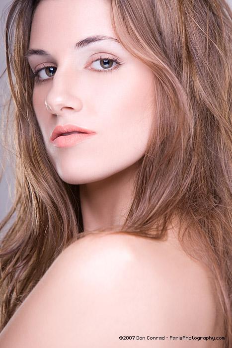 Female model photo shoot of Susanne Crawford