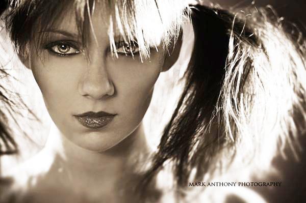 Female model photo shoot of Jenny Leighann