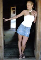 Female model photo shoot of Racheal Russell in jackson mississippi museum