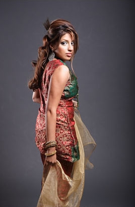 Female model photo shoot of Kiran B