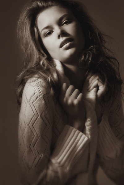 Female model photo shoot of Jessica Nalywajko