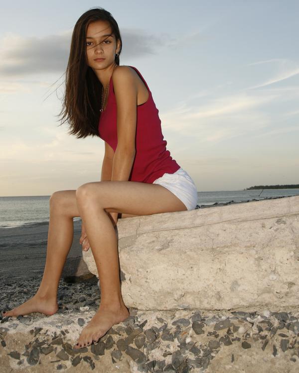Female model photo shoot of erica moran
