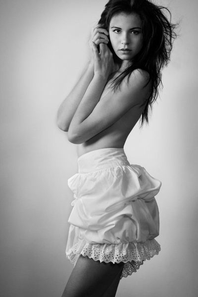 Female model photo shoot of Jessica Nalywajko