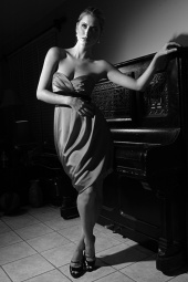 Female model photo shoot of Etta Smith by ChrisPaul- Chrispimages in Oklahoma City