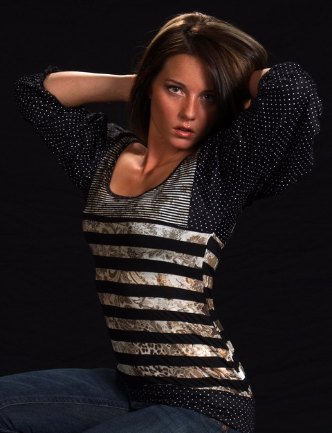 Female model photo shoot of La VixXxen in #412279