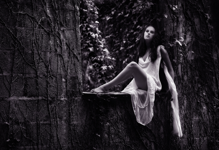 Female model photo shoot of Richie Roxx in secret woods : )