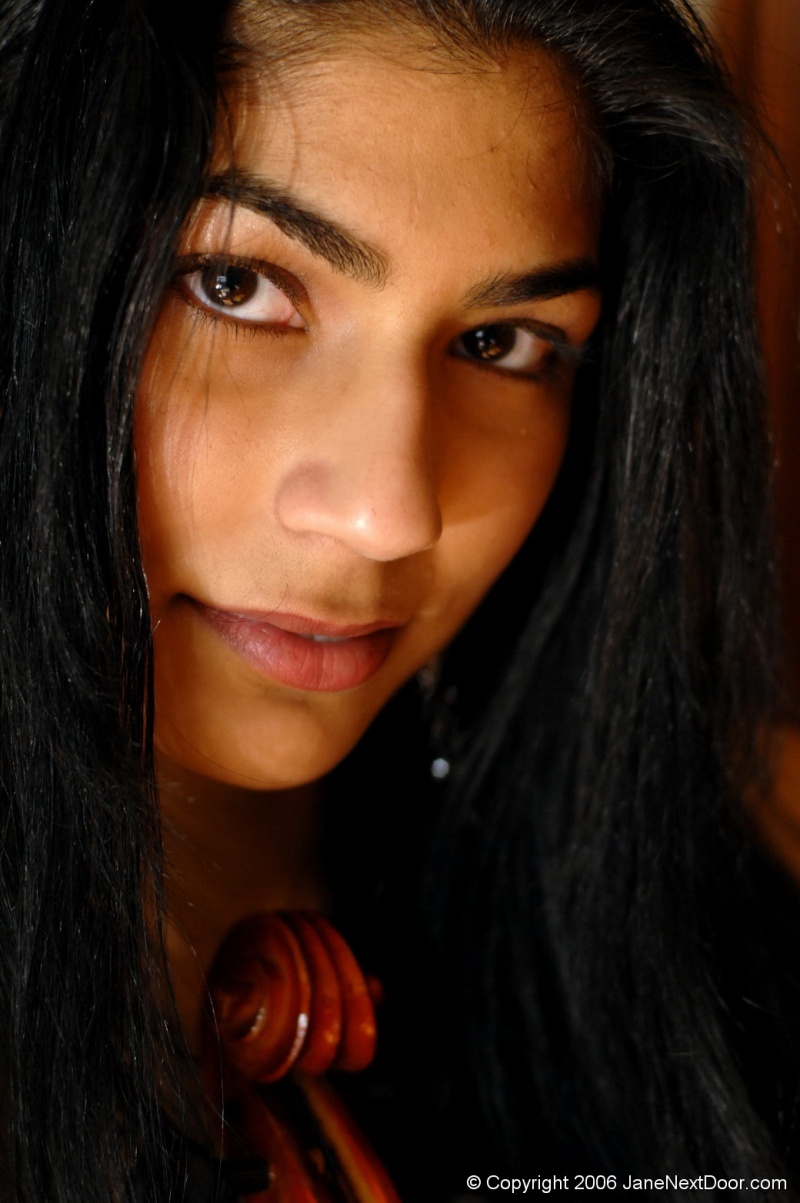 Female model photo shoot of Lachmi