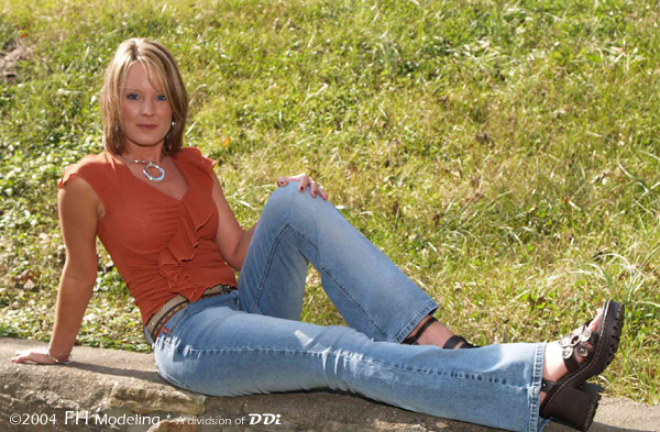 Female model photo shoot of 1southerngrl in Tharpe's Mill