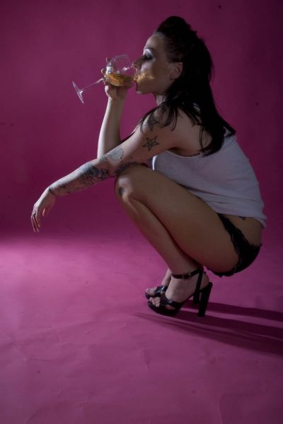 Female model photo shoot of Nikki Core by Dastardly Dave