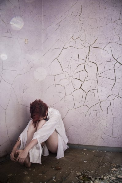 Female model photo shoot of twiggyrexic by Daniel Regan in Hellingly