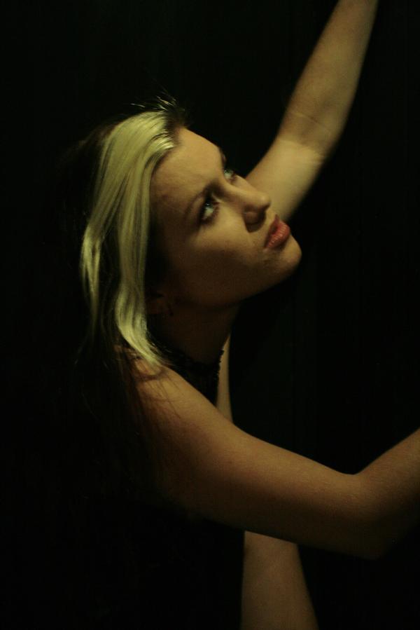Female model photo shoot of Hanntah