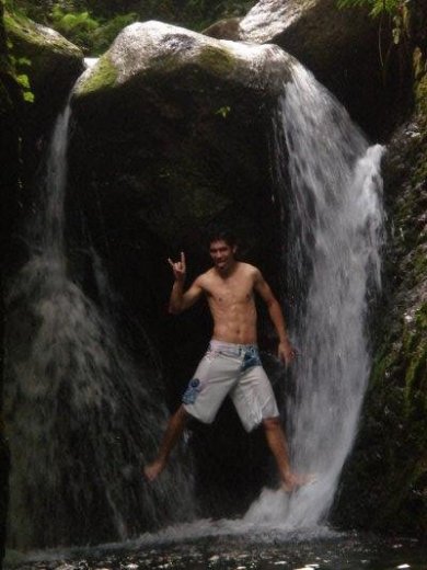 Male model photo shoot of Win Kelley III in Maunawili Waterfall