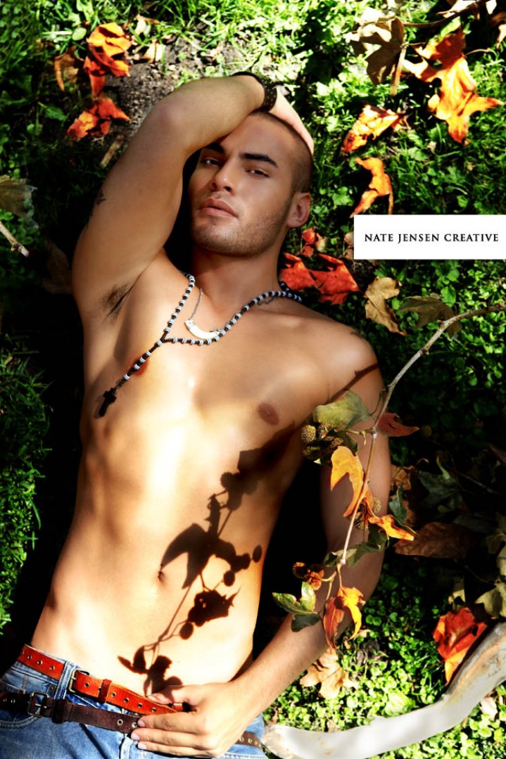 Male model photo shoot of Jonathan Isaiah by NateJensenCreative