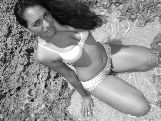 Female model photo shoot of Nessi in Koolina beach resort