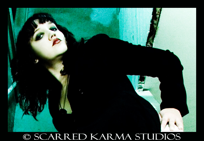 Female model photo shoot of Lisa Hellen by Scarred Karma Studios