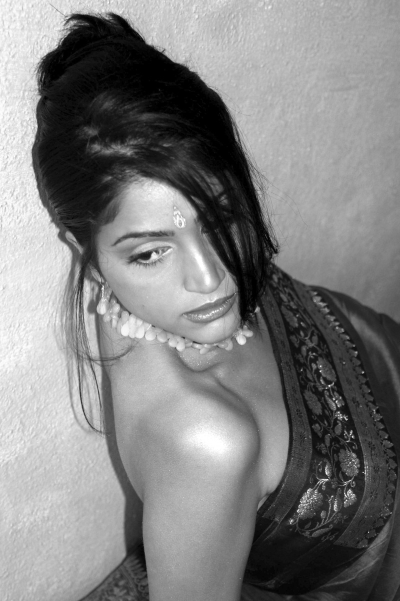 Female model photo shoot of Christine Alfaro  