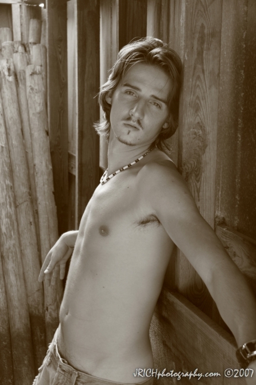 Male model photo shoot of Tomaszo