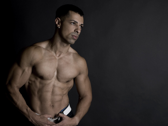 Male model photo shoot of Taleb by fotografie michaelching