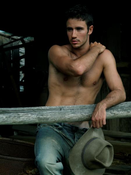 Male model photo shoot of Andrew Maciver