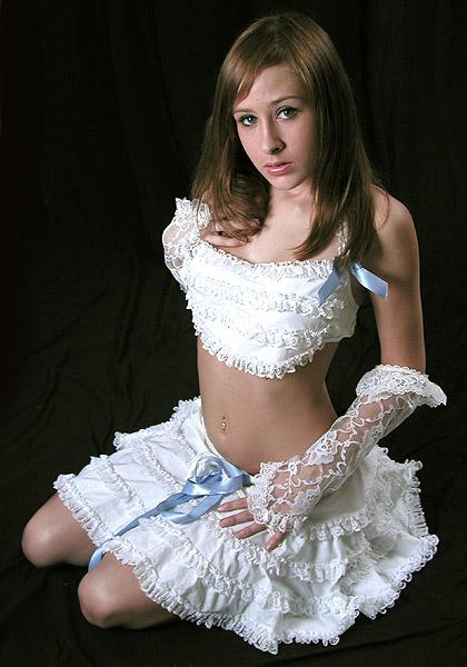 Female model photo shoot of SarahRae by Jax Professional Photos