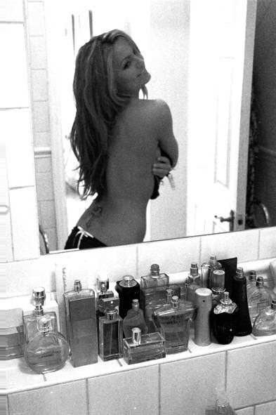 Female model photo shoot of Jarna by Cphotos in My bathroom