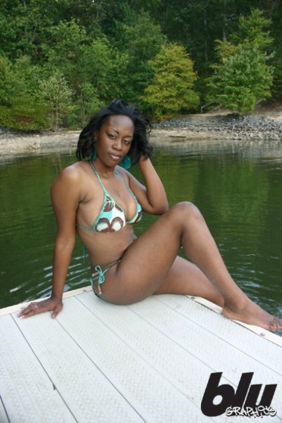 Female model photo shoot of Arielle Lou by so blu in Lake Wylie