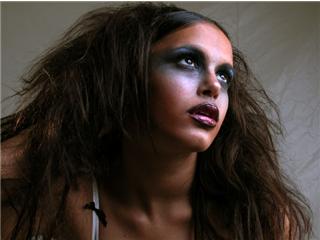 Female model photo shoot of henna1