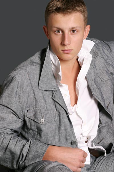 Male model photo shoot of Slava Moukhov