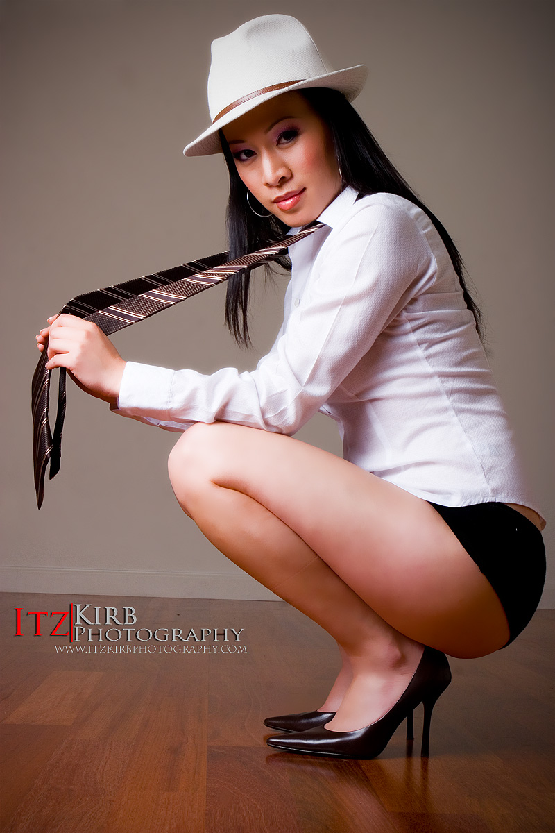 Female model photo shoot of Laina Tran by Itzkirb