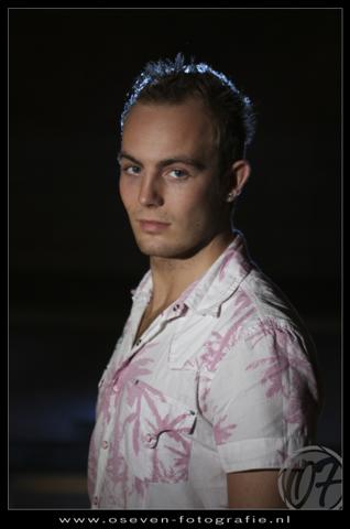 Male model photo shoot of Mykster in Brussel