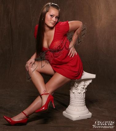 Female model photo shoot of r3d r0sa by Jon da Vid Photography in texas