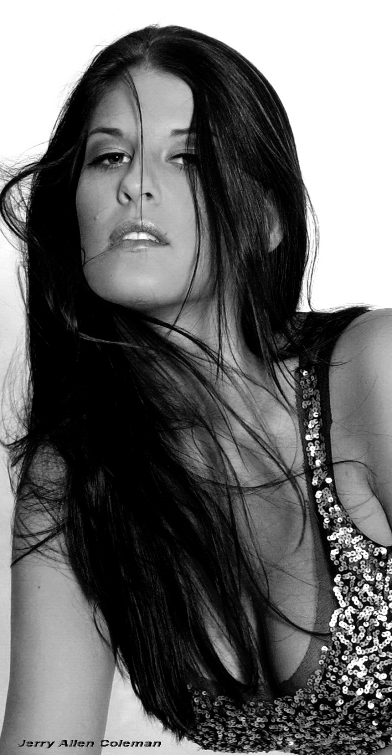 Female model photo shoot of Rachel T by HOTTIE SHOTS