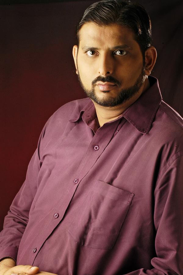 Male model photo shoot of QURESH E S in MUMBAI,INDIA