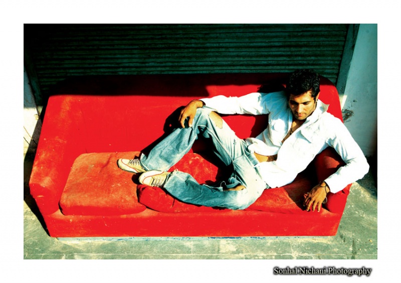 Male model photo shoot of Sonhal Nichani