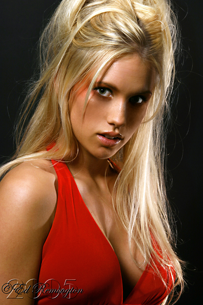 Female model photo shoot of Tracys Makeup
