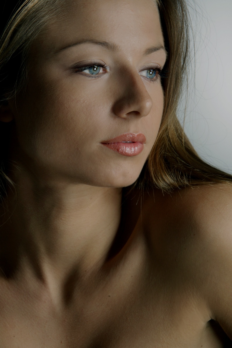 Female model photo shoot of Sacha Wood