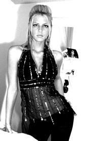 Female model photo shoot of Moriah Ernst