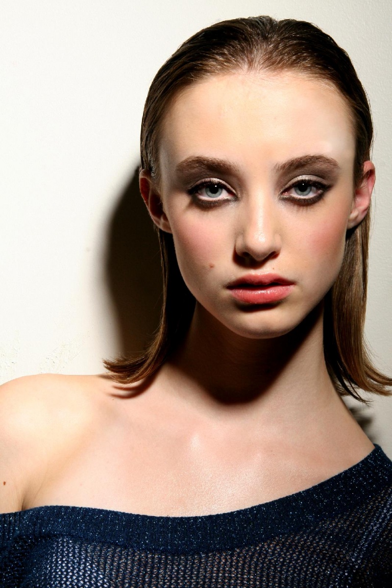 Female model photo shoot of Marianne Isabel