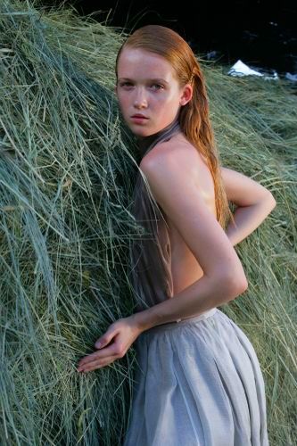 Female model photo shoot of Alevtina Kuptsova