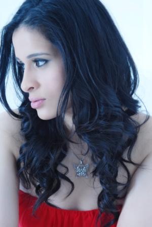 Female model photo shoot of Naveena kb