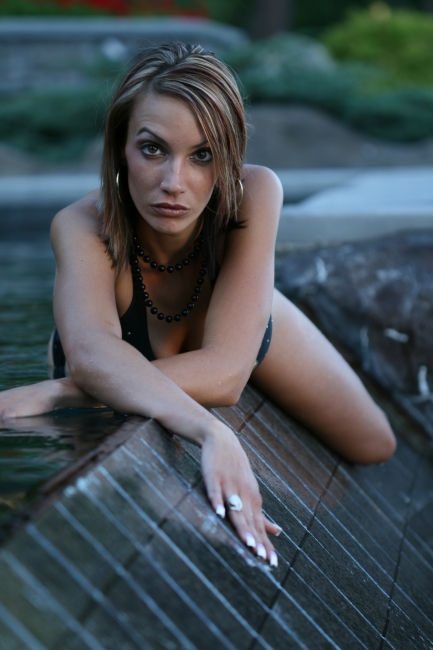 Male and Female model photo shoot of Scream Loud and M o d e l i n M a m i in River house, negavit edge pool, Cda, ID