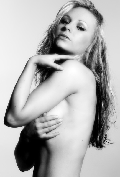 Female model photo shoot of Carmel Le Marc
