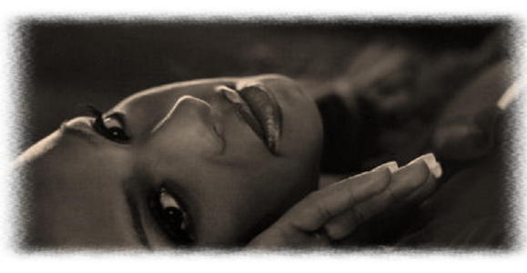 Female model photo shoot of JANIRA BLANC