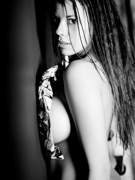 Female model photo shoot of elle Threlkeld