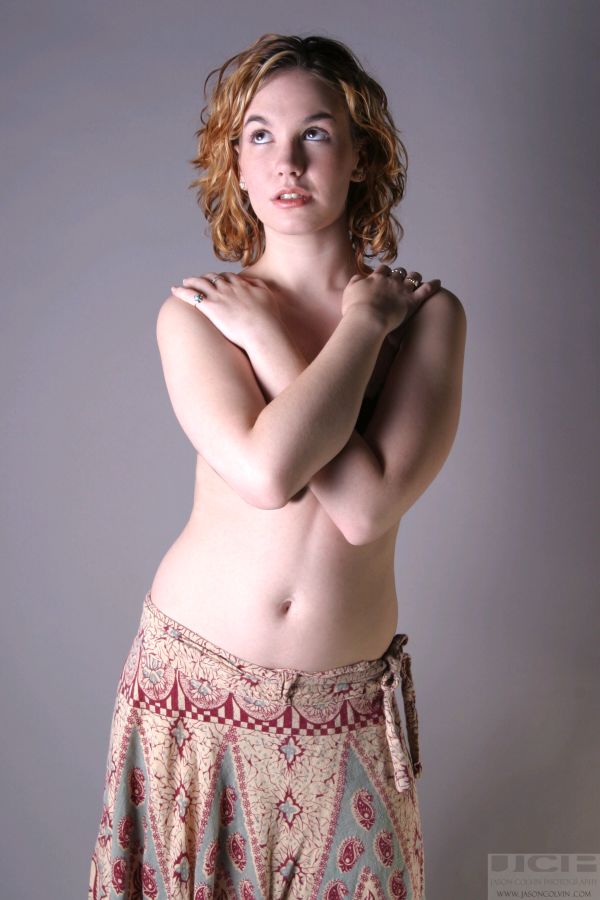 Female model photo shoot of Rikki Lee in Minneapolis